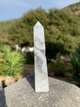 Load image into Gallery viewer, Agate Tower