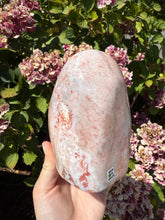 Load image into Gallery viewer, Pink Amethyst Cut Base