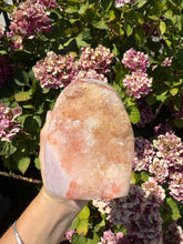 Load image into Gallery viewer, Pink Amethyst Cut Base