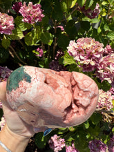 Load image into Gallery viewer, Pink Amethyst Cut Base