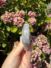Load image into Gallery viewer, Flower Agate Heart