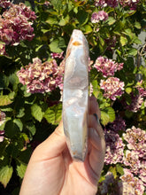 Load image into Gallery viewer, Flower Agate Heart