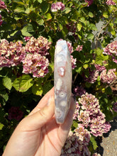 Load image into Gallery viewer, Flower Agate Heart