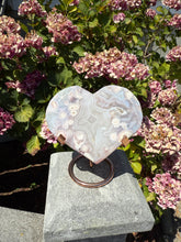 Load image into Gallery viewer, Flower Agate Heart