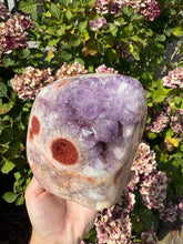 Load image into Gallery viewer, Pink Lavender Amethyst Cut Base