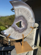 Load image into Gallery viewer, Agate XL Moon w Custom Stand