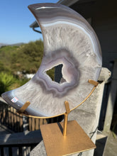 Load image into Gallery viewer, Agate XL Moon w Custom Stand