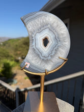 Load image into Gallery viewer, Agate Banded Moon On Stand