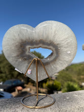 Load image into Gallery viewer, Agate Portal Heart w stand