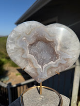Load image into Gallery viewer, Agate Heart on Stand