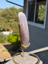 Load image into Gallery viewer, Agate Sugar Heart w stand