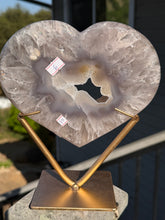 Load image into Gallery viewer, Agate Dendritic Heart w Custom Stand