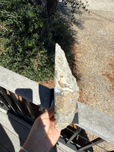 Load image into Gallery viewer, Agate Slab on Stand