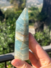Load image into Gallery viewer, Lemurian Aquantine Calcite Tower