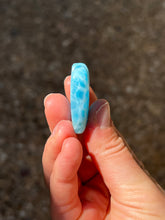 Load image into Gallery viewer, Larimar Shell