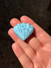 Load image into Gallery viewer, Larimar Shell