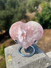 Load image into Gallery viewer, Pink Amethyst Heart