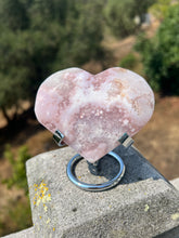 Load image into Gallery viewer, Pink Amethyst Heart