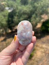 Load image into Gallery viewer, Pink Amethyst Flower Agate Palm Stone