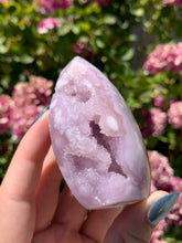 Load image into Gallery viewer, Pink Amethyst Flame