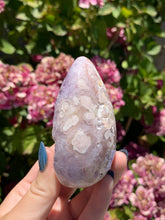 Load image into Gallery viewer, Pink Amethyst Egg