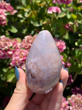 Load image into Gallery viewer, Pink Amethyst Egg