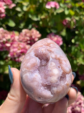 Load image into Gallery viewer, Pink Amethyst Egg