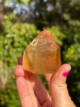 Load image into Gallery viewer, Citrine Tower MU