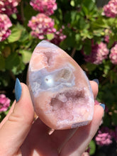 Load image into Gallery viewer, Pink Amethyst Flame