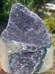 Druzy Amethyst Cut Base