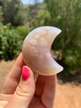 Load image into Gallery viewer, Agate Moon*