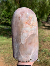 Load image into Gallery viewer, Pink Amethyst Cut Base*