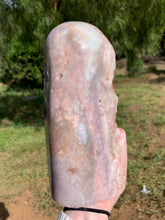 Load image into Gallery viewer, Pink Amethyst Cut Base*