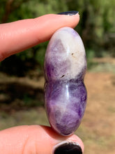 Load image into Gallery viewer, 1 Chevron Amethyst Heart